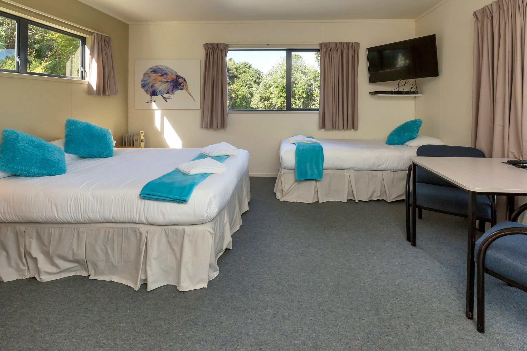 Russell Top 10 Holiday Park Экстерьер фото